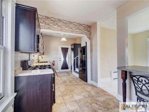 179 Hillside Avenue South River NJ 08882