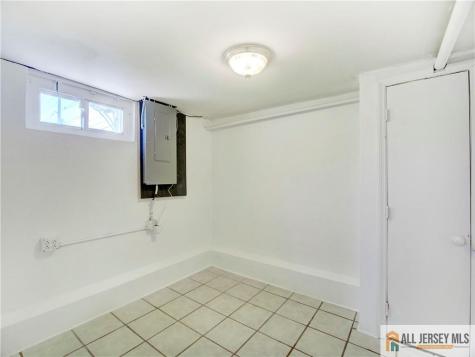 179 Hillside Avenue South River NJ 08882