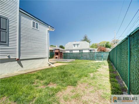 179 Hillside Avenue South River NJ 08882