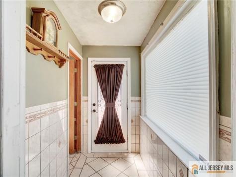179 Hillside Avenue South River NJ 08882