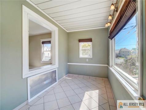 179 Hillside Avenue South River NJ 08882