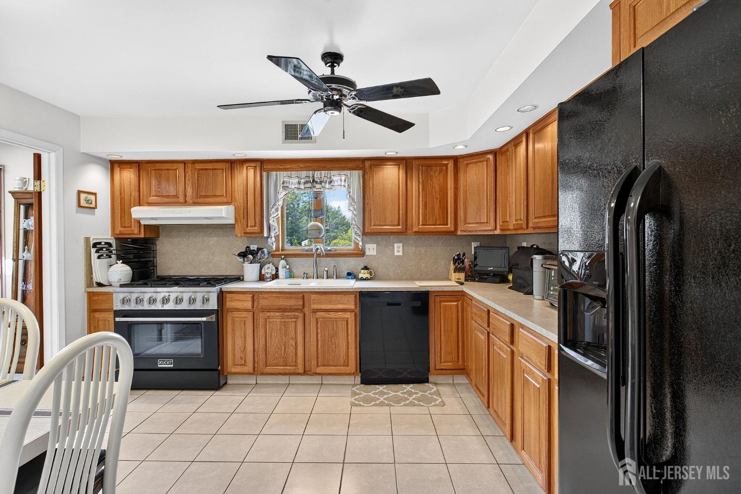 21 Sulliman Road Edison NJ 08817
