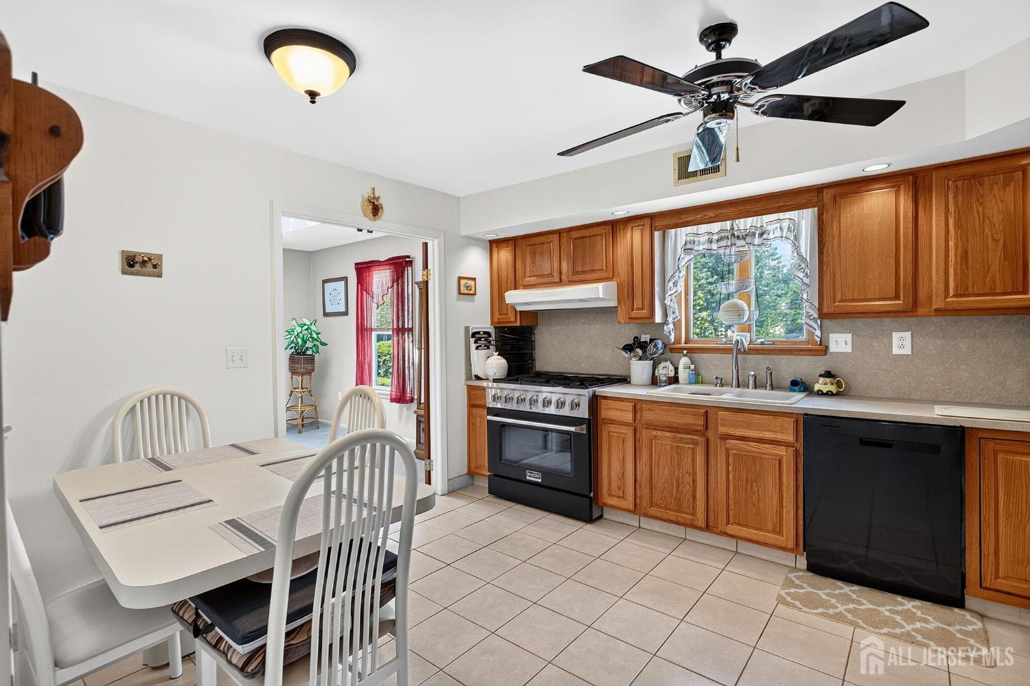 21 Sulliman Road Edison NJ 08817