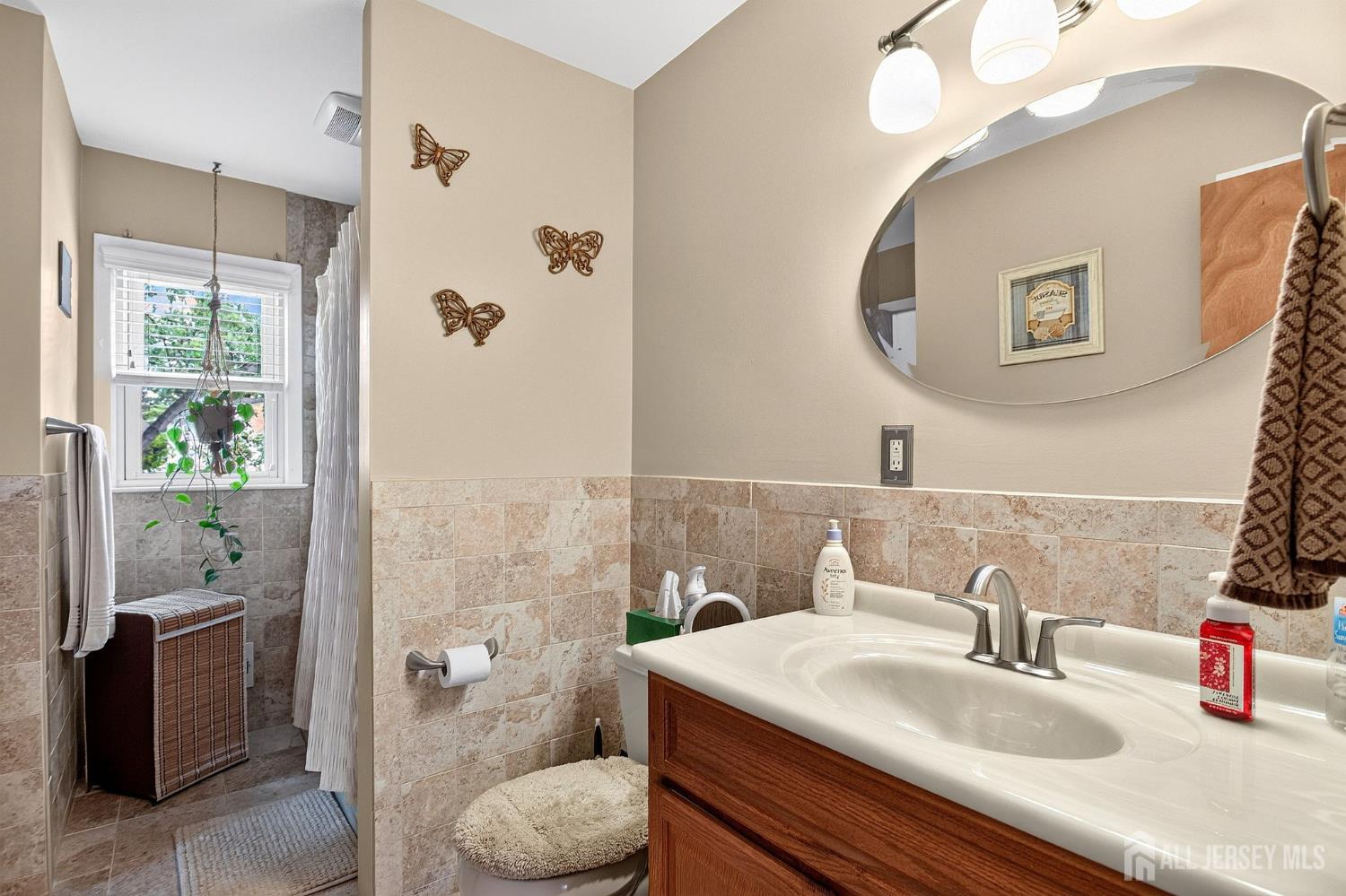 21 Sulliman Road Edison NJ 08817