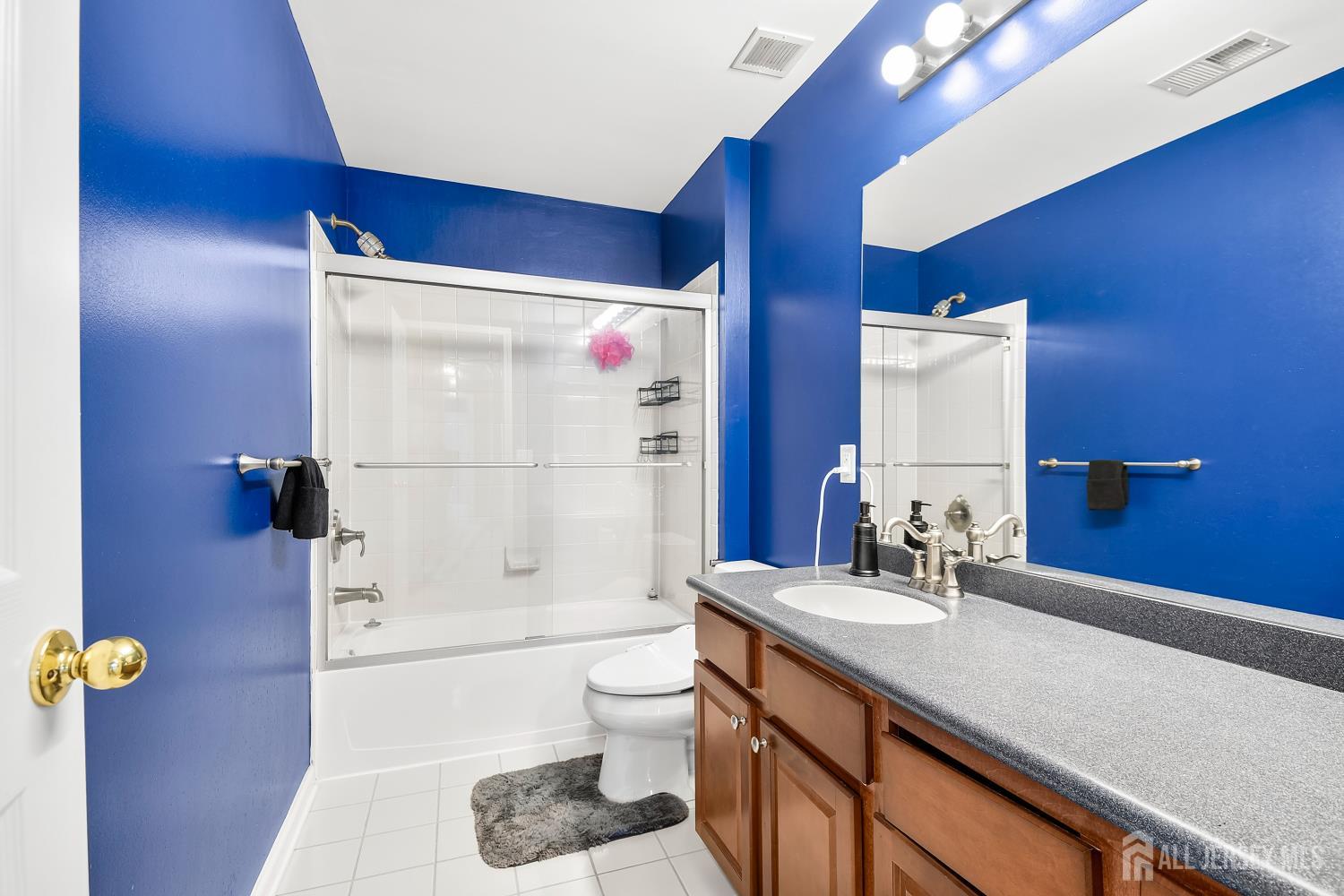 7 Colemantown Drive Chesterfield NJ 08515
