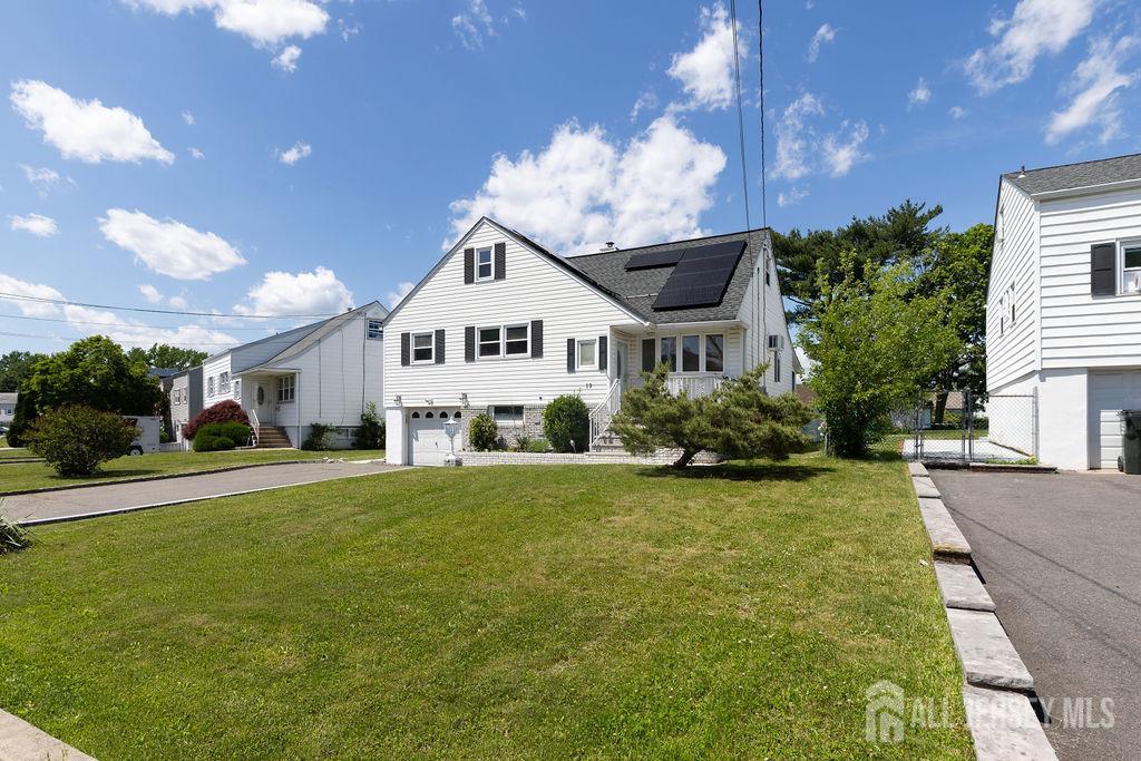 19 Jonquil Circle Fords NJ 08863