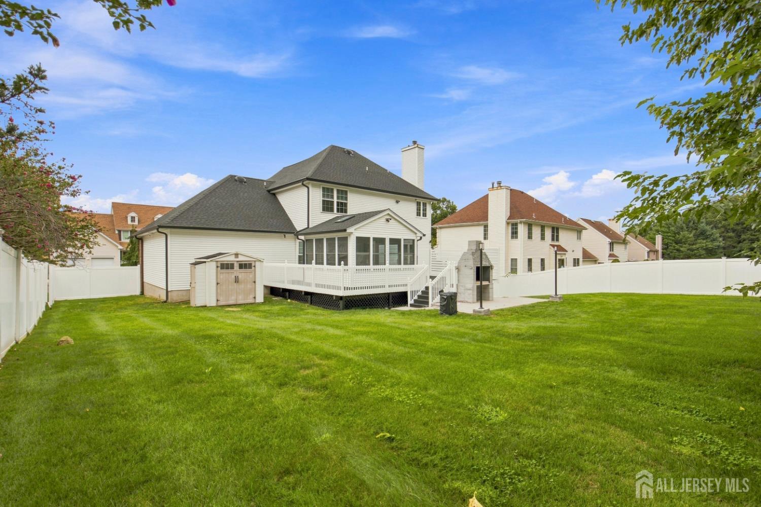 39 Violet Circle Howell NJ 07731