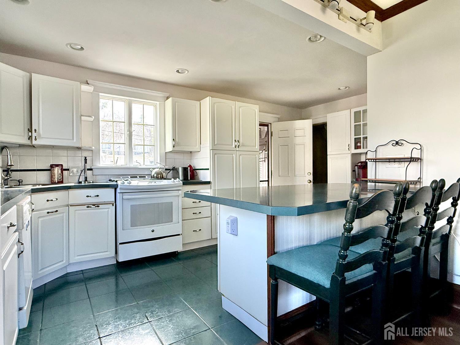 316 Harrison Avenue Highland Park NJ 08904