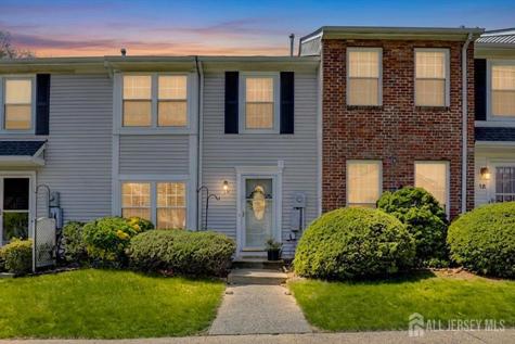 19 W Byrnes Lane Sayreville NJ 08872