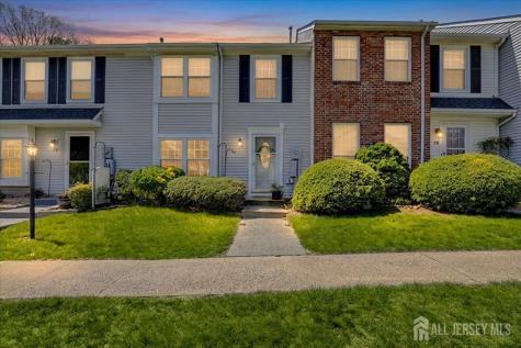 19 W Byrnes Lane Sayreville NJ 08872
