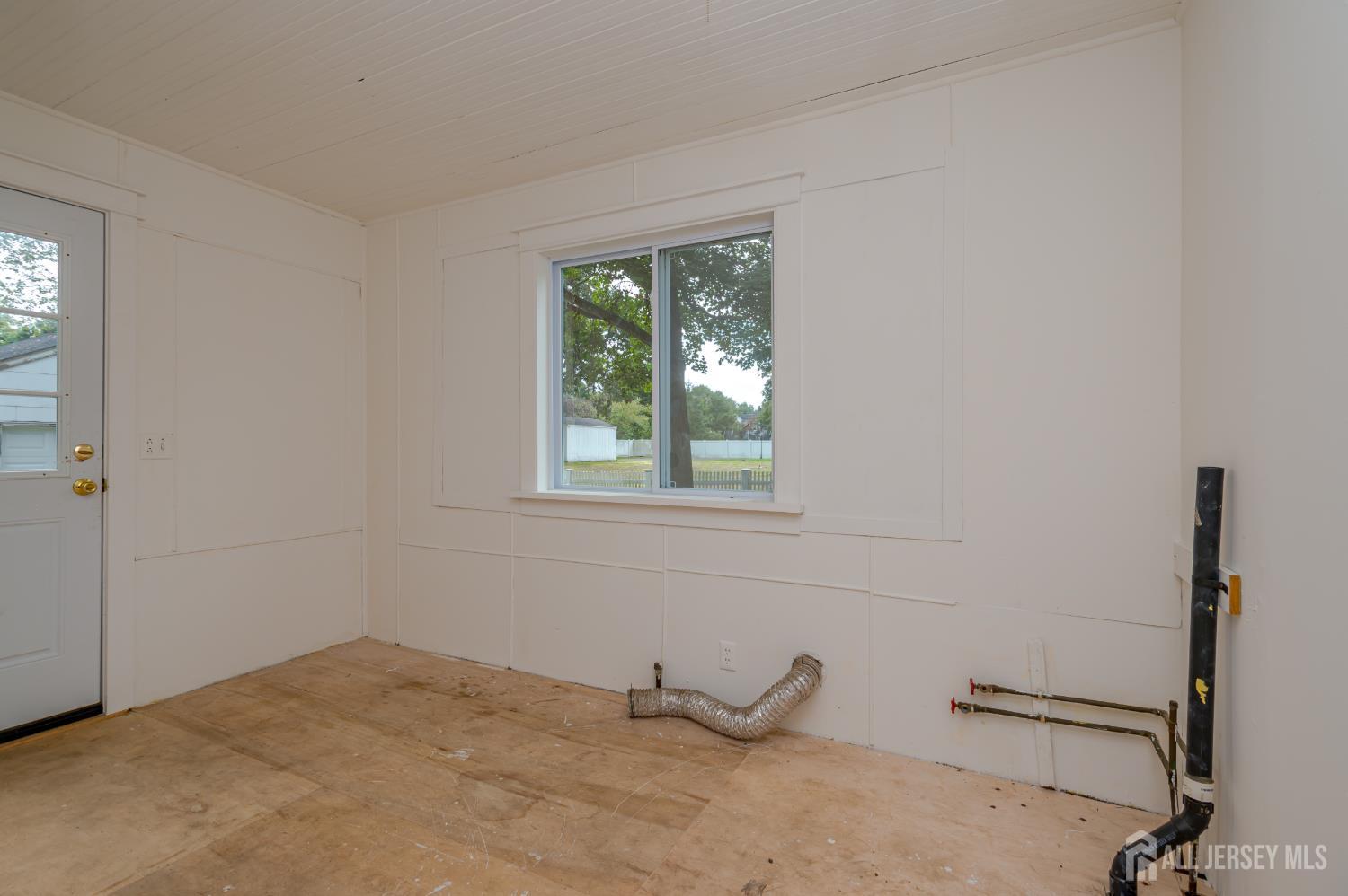 211 Main Street Spotswood NJ 08884