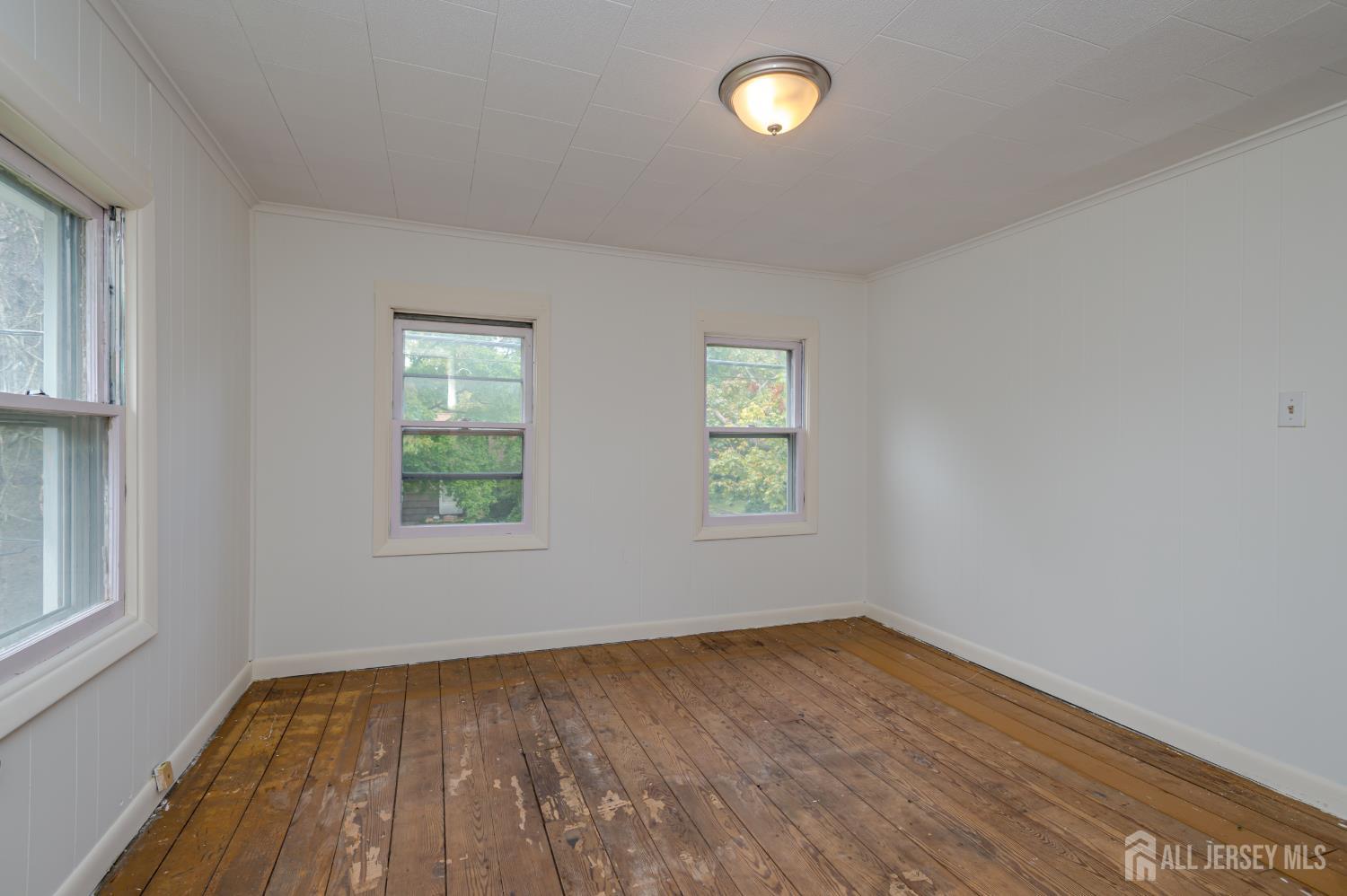211 Main Street Spotswood NJ 08884