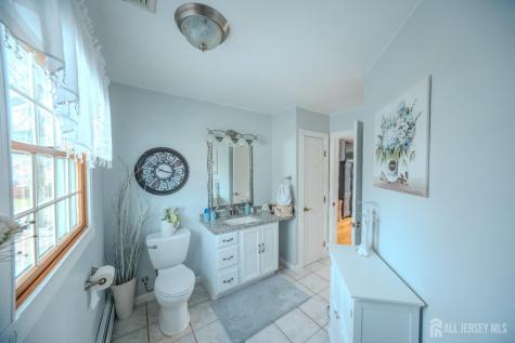 130 Loretta Street Hopelawn NJ 08861