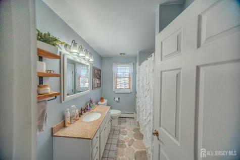 130 Loretta Street Hopelawn NJ 08861
