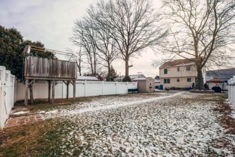 130 Loretta Street Hopelawn NJ 08861