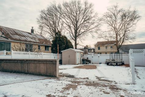 130 Loretta Street Hopelawn NJ 08861