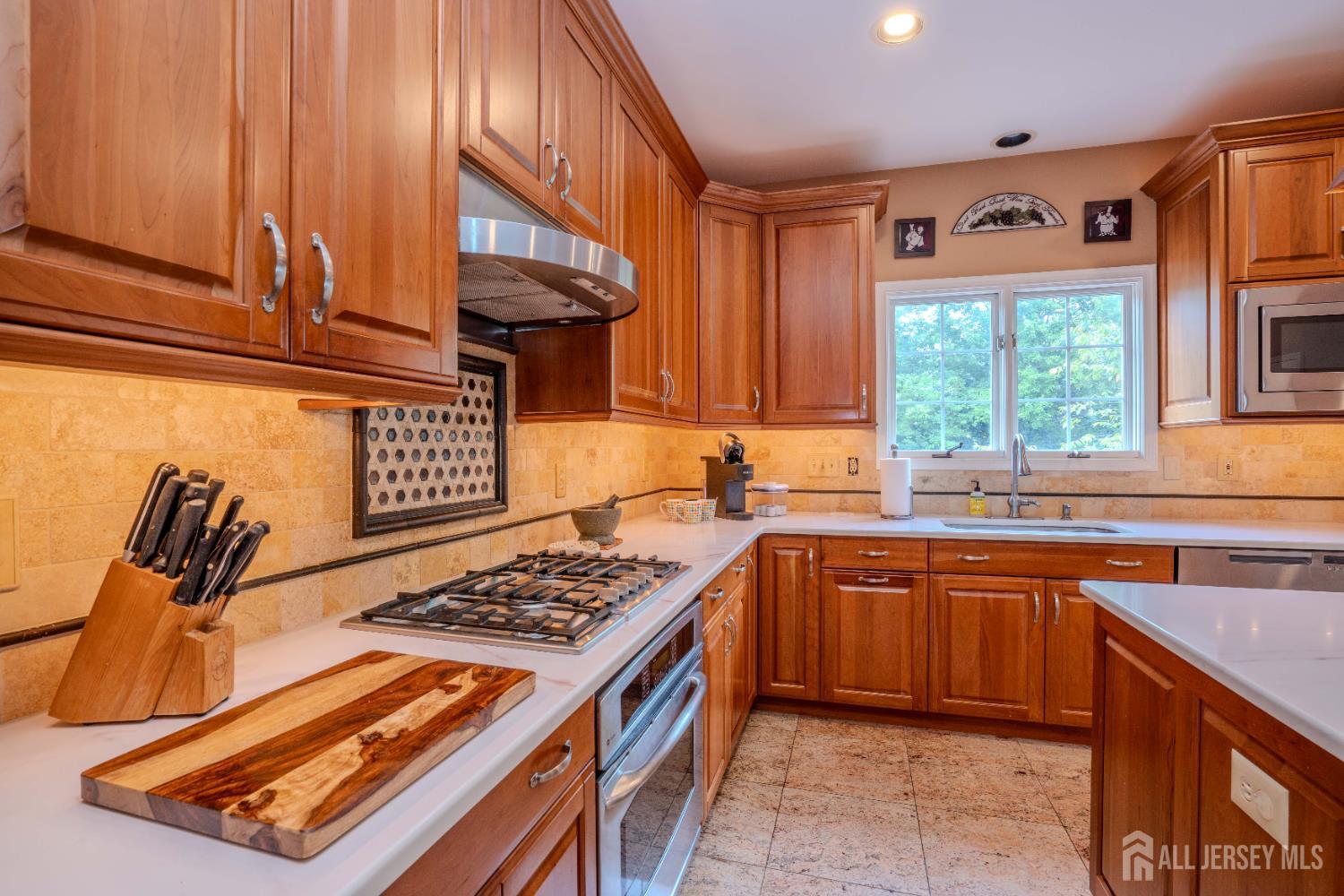 31 Sapphire Drive West Windsor NJ 08550