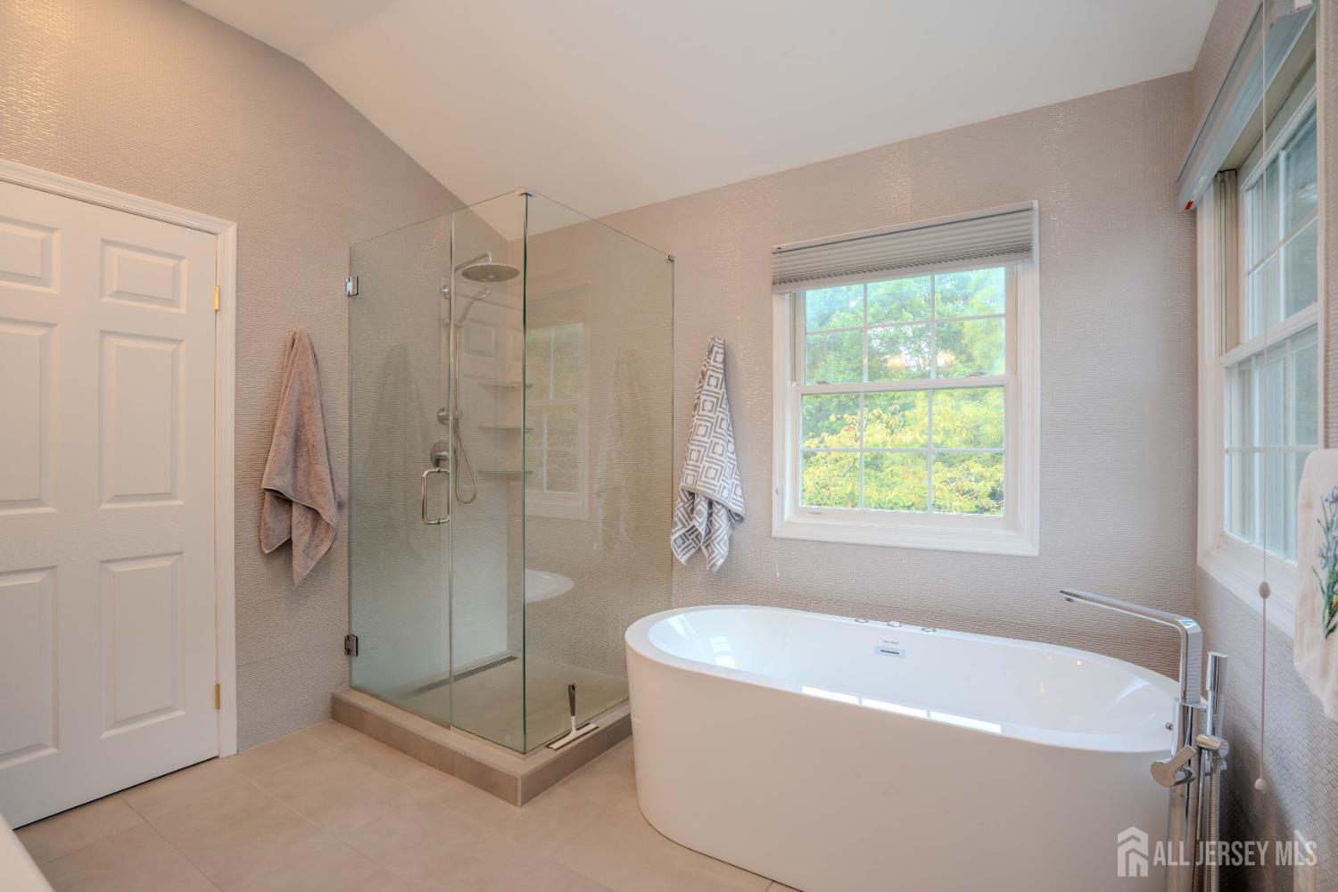 31 Sapphire Drive West Windsor NJ 08550