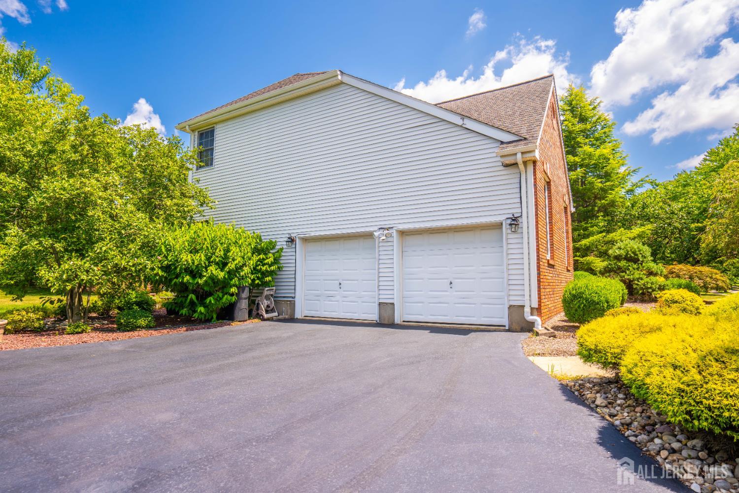 31 Sapphire Drive West Windsor NJ 08550
