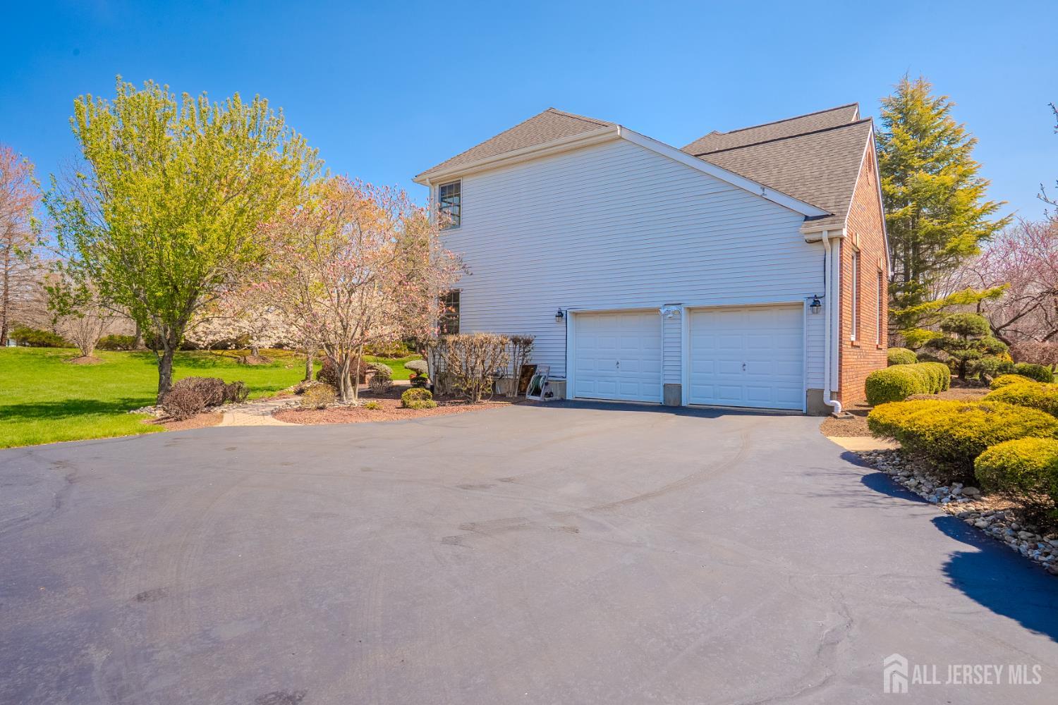 31 Sapphire Drive West Windsor NJ 08550