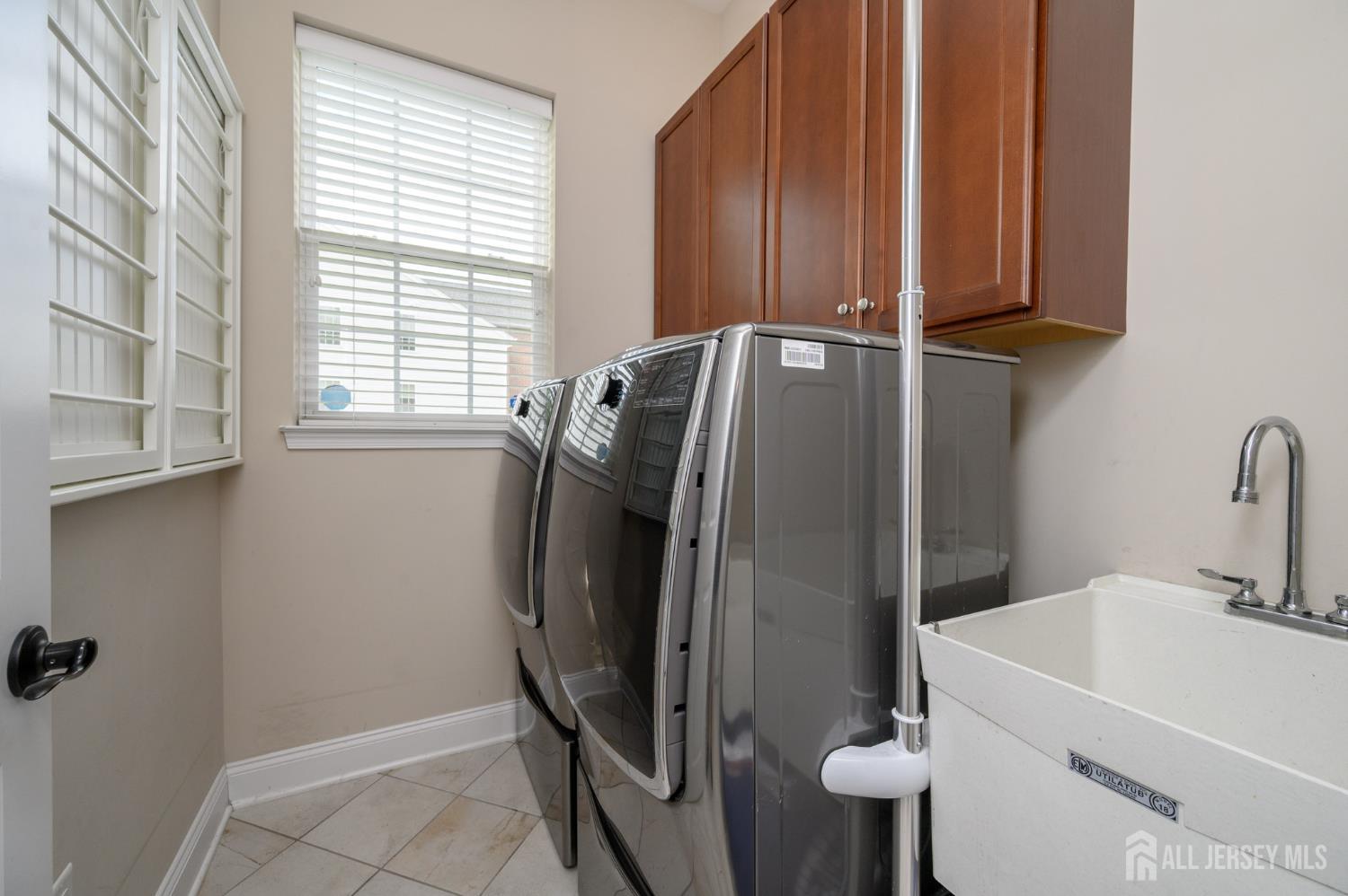 44 Hardwick Drive South Brunswick NJ 08824