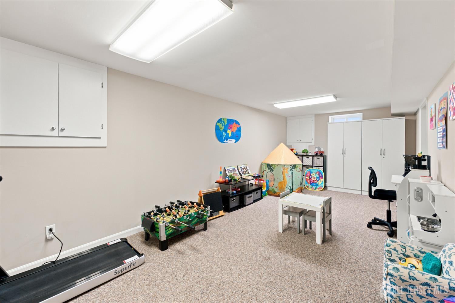 2697 Woodbridge Avenue Edison NJ 08817