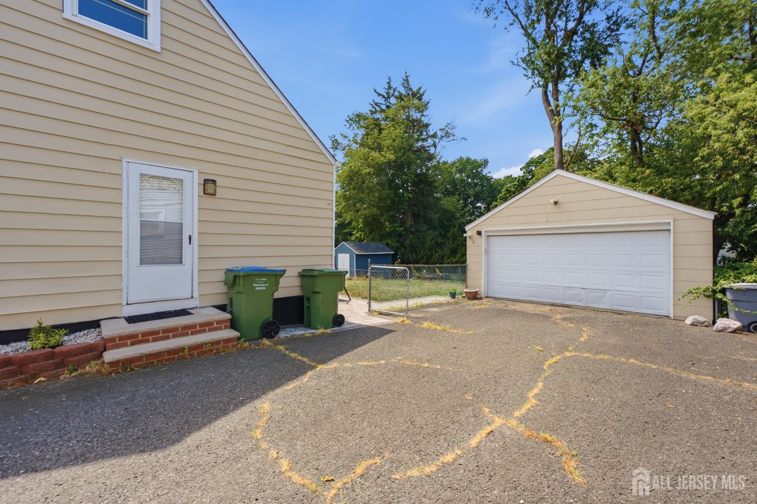 2697 Woodbridge Avenue Edison NJ 08817