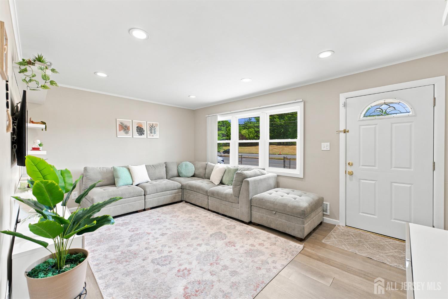 2697 Woodbridge Avenue Edison NJ 08817