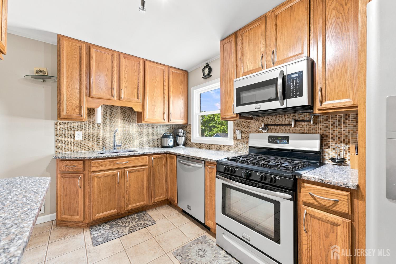 2697 Woodbridge Avenue Edison NJ 08817