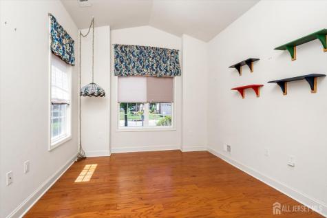 24 Ravenslake Road Monroe NJ 08831