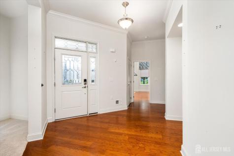 24 Ravenslake Road Monroe NJ 08831