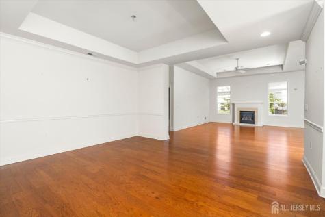 24 Ravenslake Road Monroe NJ 08831