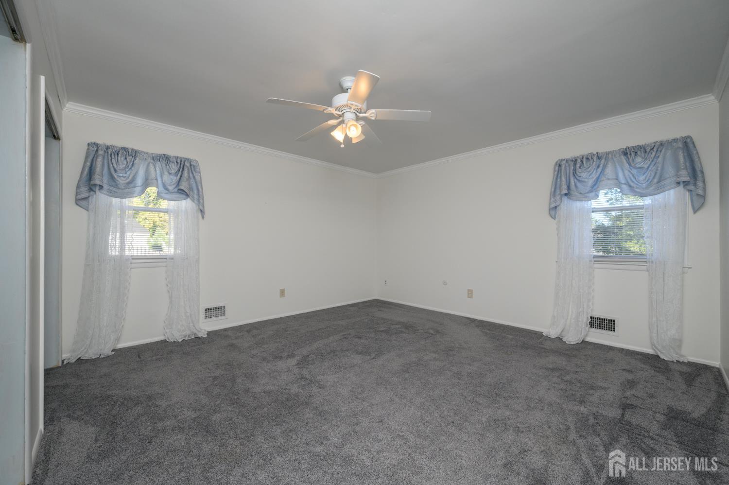 17 Wiltshire Court Toms River NJ 08757