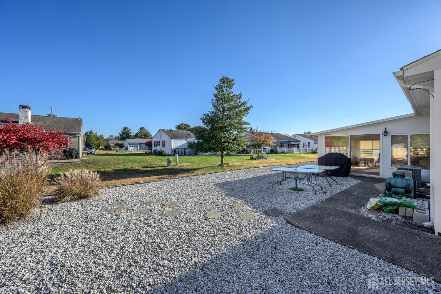 17 Wiltshire Court Toms River NJ 08757