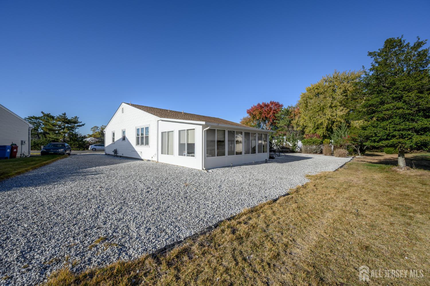 17 Wiltshire Court Toms River NJ 08757