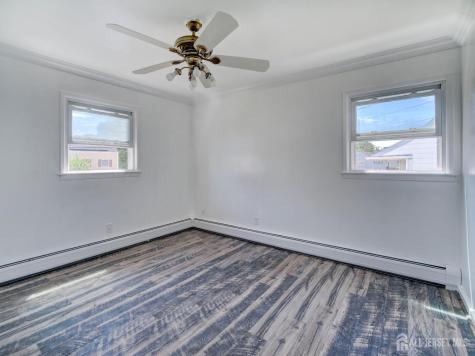19 Jonquil Circle Fords NJ 08863