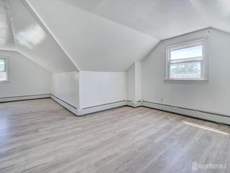 19 Jonquil Circle Fords NJ 08863