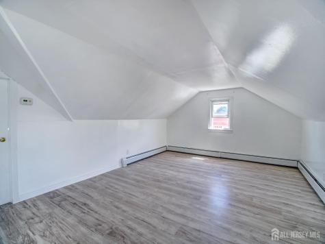 19 Jonquil Circle Fords NJ 08863