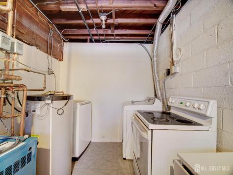 19 Jonquil Circle Fords NJ 08863