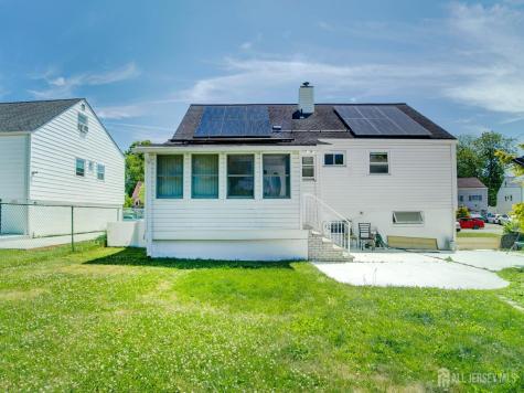19 Jonquil Circle Fords NJ 08863