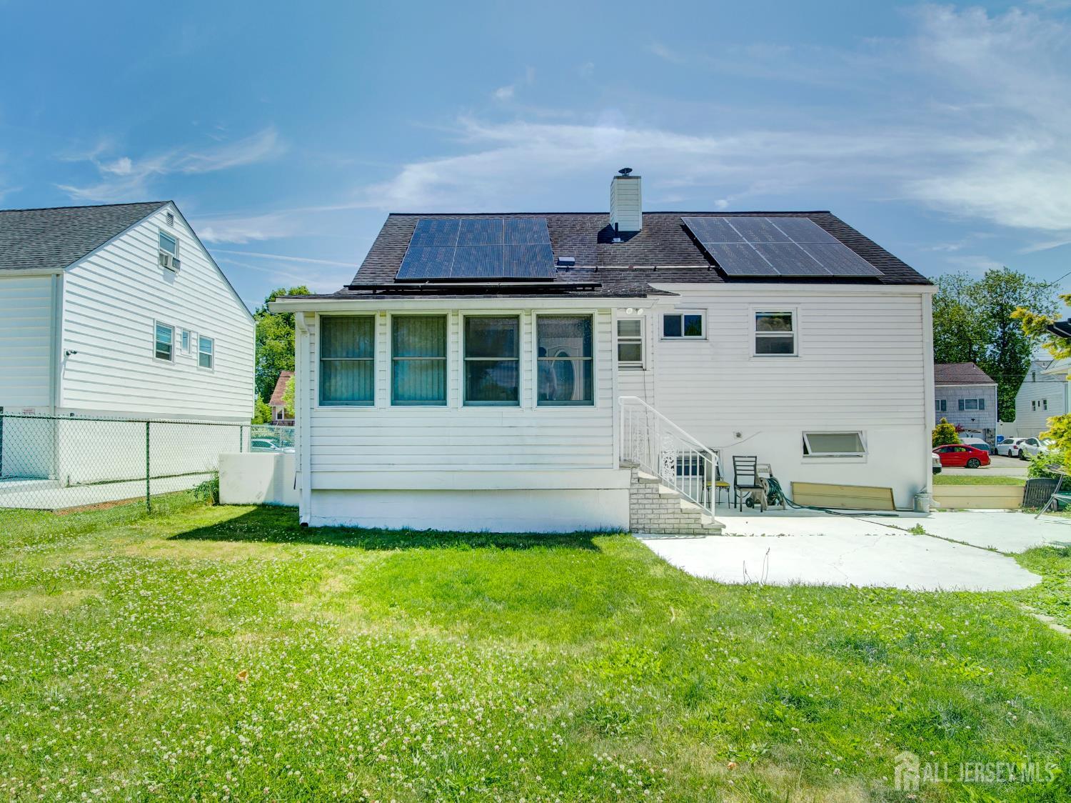 19 Jonquil Circle Fords NJ 08863