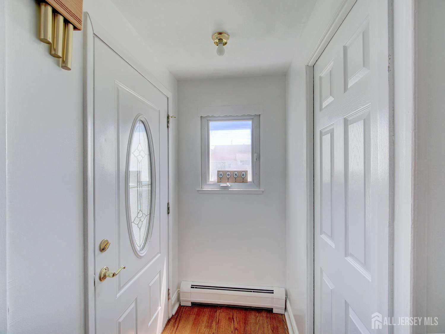 19 Jonquil Circle Fords NJ 08863