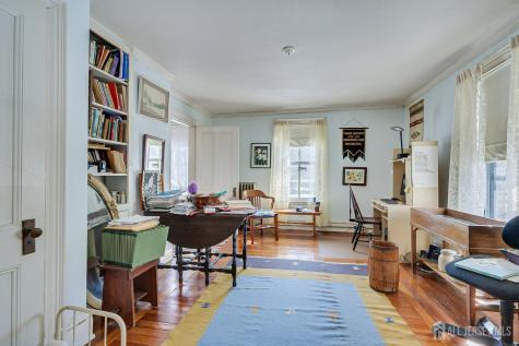 52 Spring Street Metuchen NJ 08840