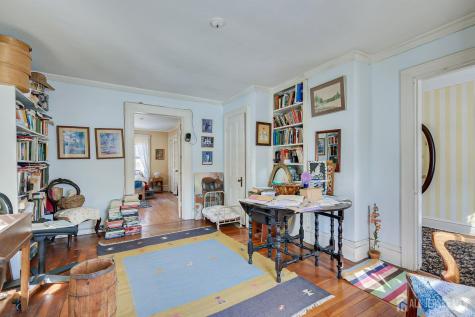 52 Spring Street Metuchen NJ 08840
