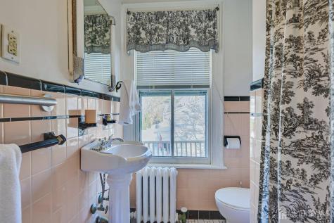 52 Spring Street Metuchen NJ 08840