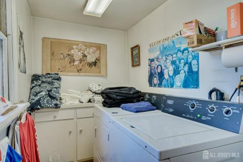52 Spring Street Metuchen NJ 08840