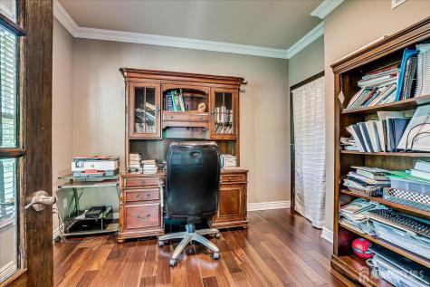 87 Ellmyer Road Edison NJ 08820
