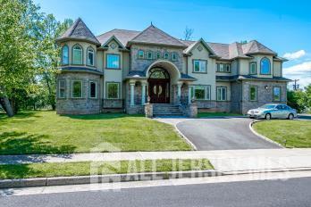 87 Ellmyer Road Edison NJ 08820