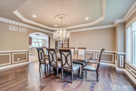 87 Ellmyer Road Edison NJ 08820