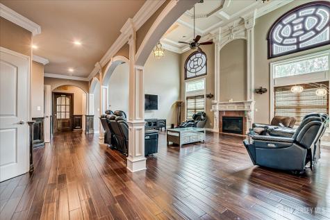 87 Ellmyer Road Edison NJ 08820